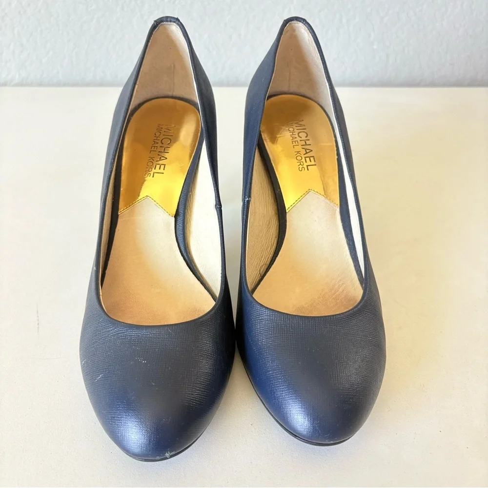 Michael Kors Flex Navy Blue Leather 3.25” High Heels Pumps Women’s Size 7 W